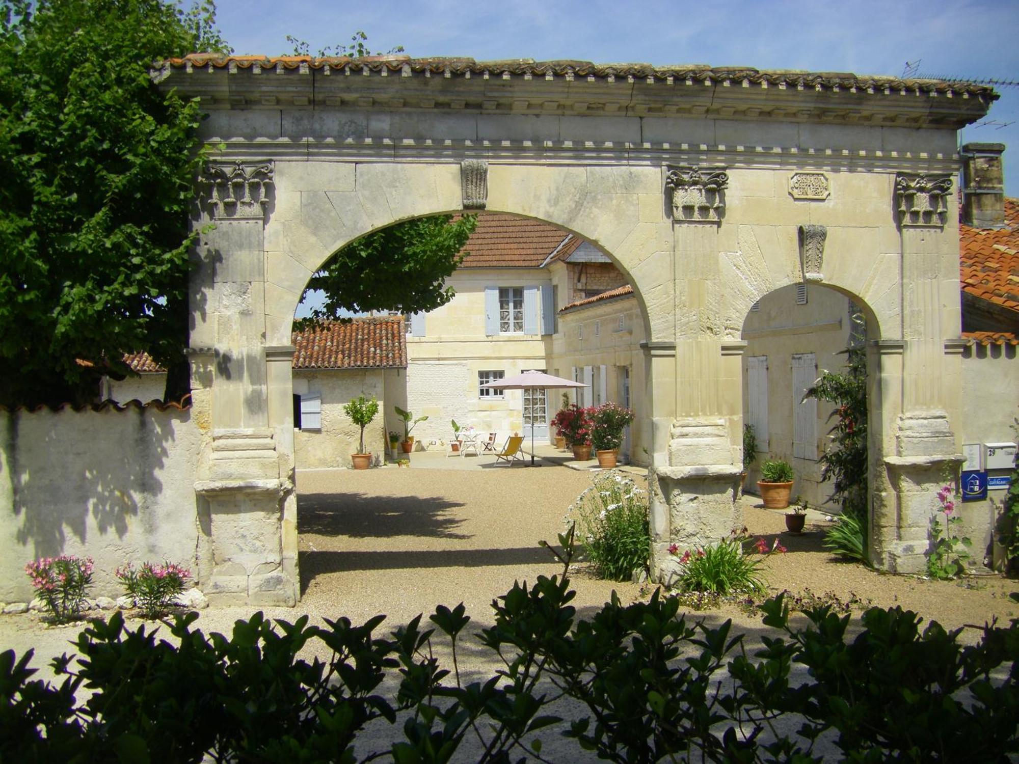 Chambre D'Hotes Clos Des Pierres Blanches Brie-sous-Archiac Exterior photo
